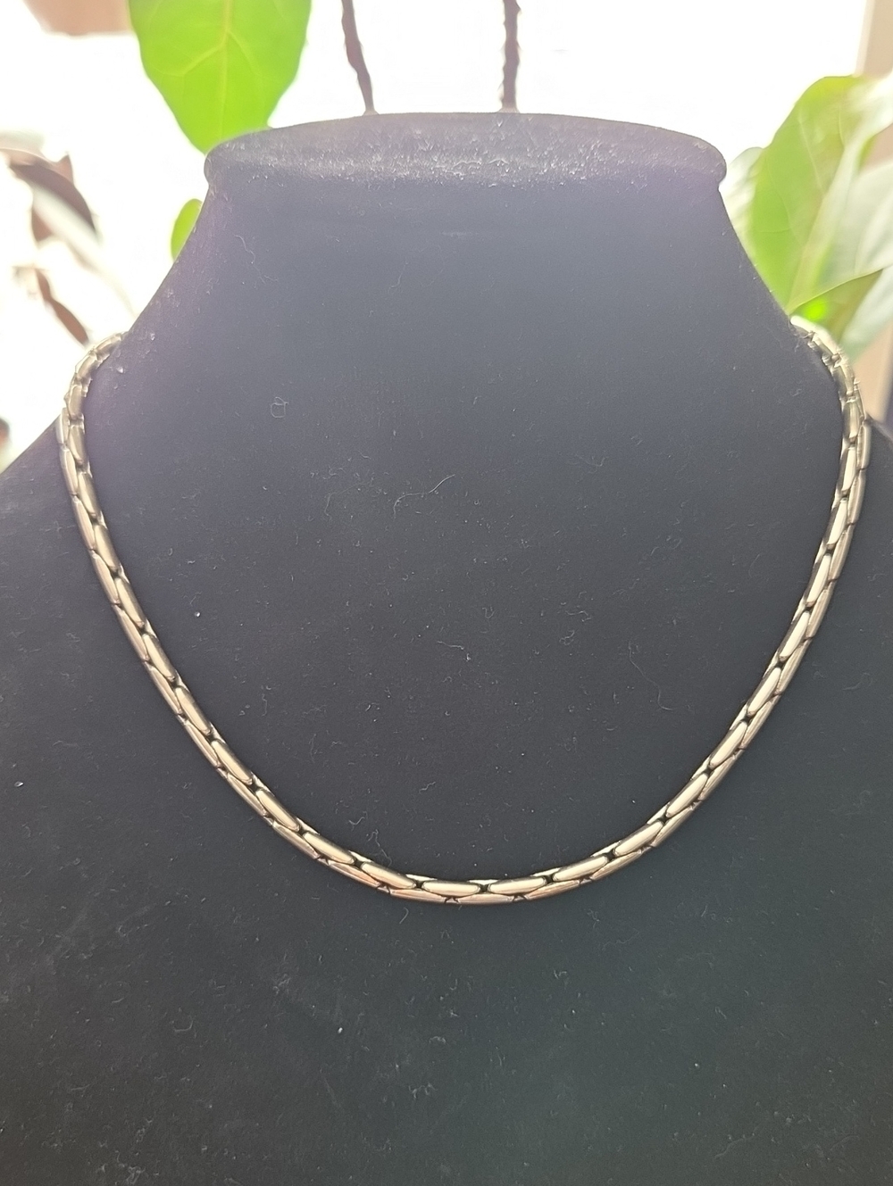 Vintage 90s Jones New York Melon Seed / Barleycorn Link Rhodium Necklace 18.5"